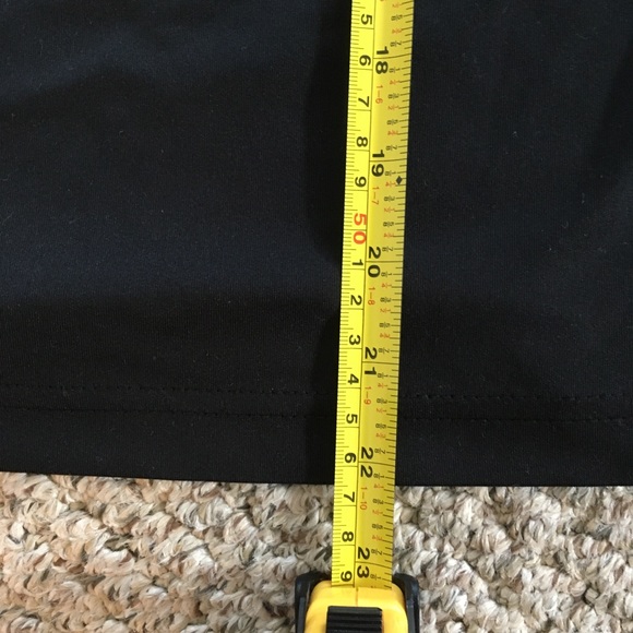 Reebok Black V Neck Tee Medium Athletic - Picture 8 of 8